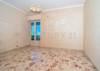 DSC06570.jpg - Quadrilocale Via Carrubella 8, Gravina di Catania - foto 7