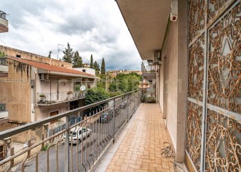 DSC06564.jpg - Quadrilocale Via Carrubella 8, Gravina di Catania - foto 9