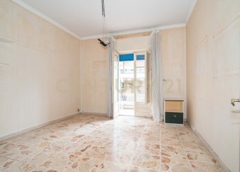 DSC06560.jpg - Quadrilocale Via Carrubella 8, Gravina di Catania - foto 12