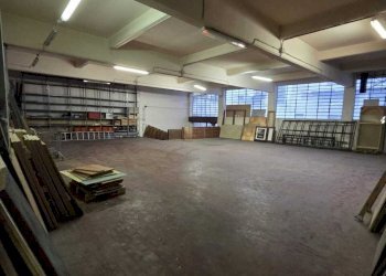 elvo 1.jpg - Magazzino Via Elvo, Torino (zona Barriera Milano) - foto 1