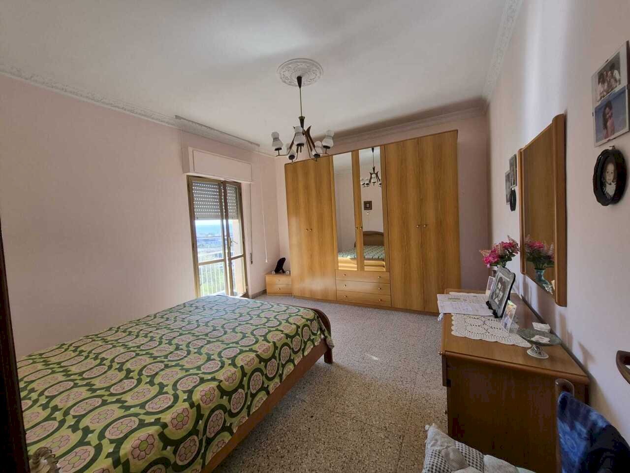 WhatsApp Image 2026-04-13 at 09.45.46(2).jpeg - Quadrilocale Via Razionale 5, Lamezia Terme - foto 3