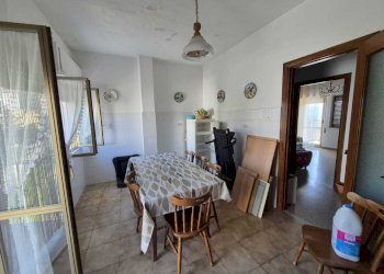 WhatsApp Image 2026-04-13 at 09.45.47(5).jpeg - Quadrilocale Via Razionale 5, Lamezia Terme - foto 2