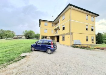 20260413_180414.jpg - Quadrilocale Via Ponte Dell'Asino 57, Rovigo - foto 3