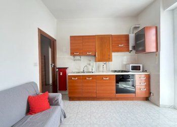 IMG_4995.JPG - Trilocale Via Sandigliano 4, Torino (zona Barriera Milano) - foto 1