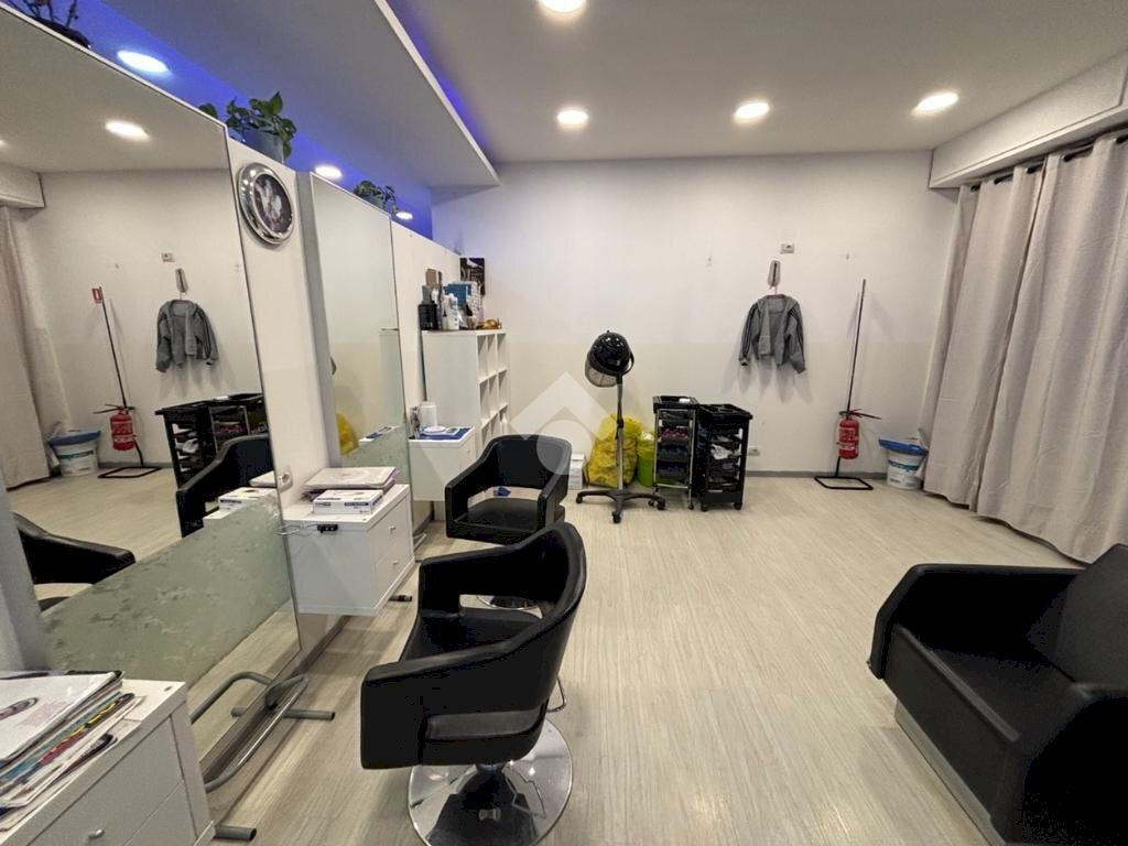 Negozio Str. San Faustino, Modena - foto 3