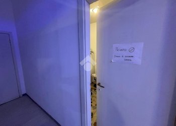 Shop Str. San Faustino, Modena - photo 9