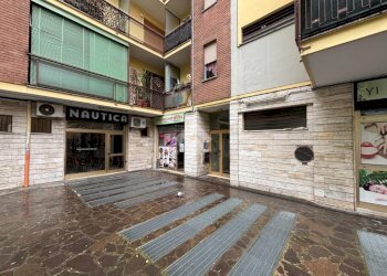 Shop Str. San Faustino, Modena - photo 16