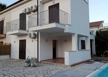 Villa Via Milioti, Carini - photo 1