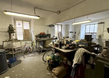 Magazzino via toti, Genova (zona Staglieno) - foto 3