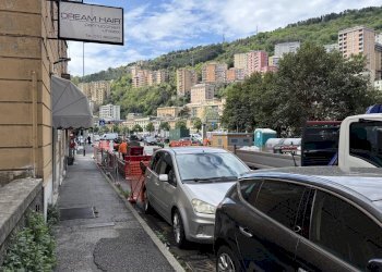 Magazzino via toti, Genova (zona Staglieno) - foto 10