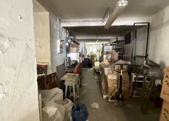 Magazzino via toti, Genova (zona Staglieno) - foto 15