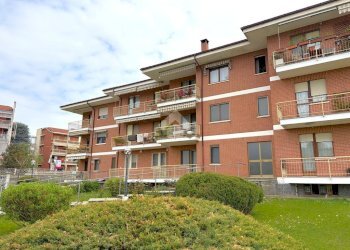 Trilocale Via De Gasperi, Santena - foto 1