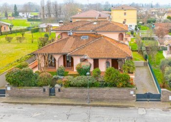 Villa Via Enrico Fermi, Gattatico - foto 1