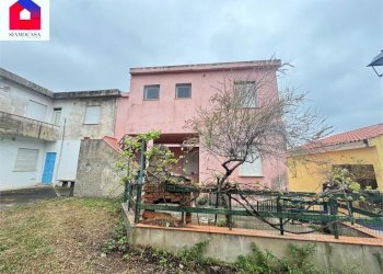 Trilocale None - foto 1