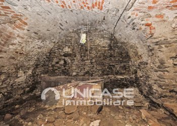 Cantina - Portion of a house Via Brianza Ballesio, 37, Luserna San Giovanni - photo 24