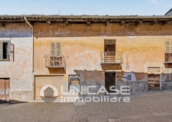 Facciata - Portion of a house Via Brianza Ballesio, 37, Luserna San Giovanni - photo 1