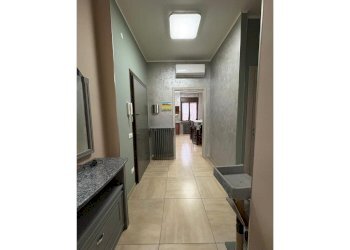 Trilocale Asti - foto 9