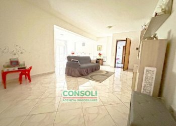 Independent house Mascali - photo 1