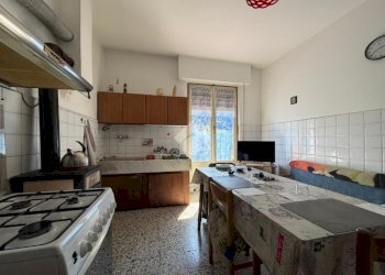 Appartamento Località Casali Lungo Statale, Castiglione Chiavarese - foto 18