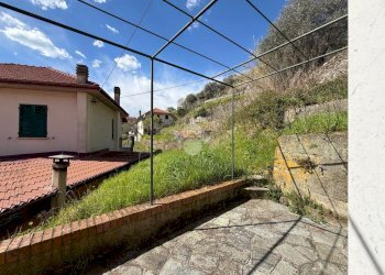 Appartamento Località Casali Lungo Statale, Castiglione Chiavarese - foto 36