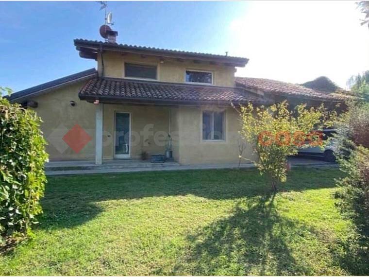 Rustic via maestra di Baudenasca, 2, Pinerolo - photo 1