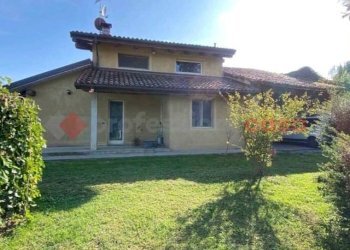 Rustic via maestra di Baudenasca, 2, Pinerolo - photo 1