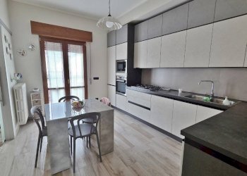 Foto 6 - Casa indipendente Via Regina Margherita
 
12, Castel Baronia - foto 6