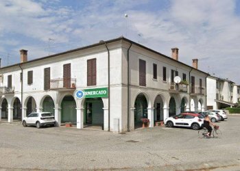 Foto 1 - Attività Commerciale VIA FANTI, Roncoferraro - foto 1