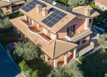 Foto 2 - Villa Via Saragat
 
20, Montescudo - Monte Colombo - foto 2