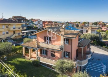 Foto 5 - Villa Via Saragat
 
20, Montescudo - Monte Colombo - foto 5