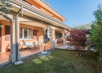 Foto 73 - Villa Via Saragat
 
20, Montescudo - Monte Colombo - foto 73