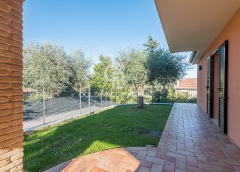 Foto 76 - Villa Via Saragat
 
20, Montescudo - Monte Colombo - foto 76