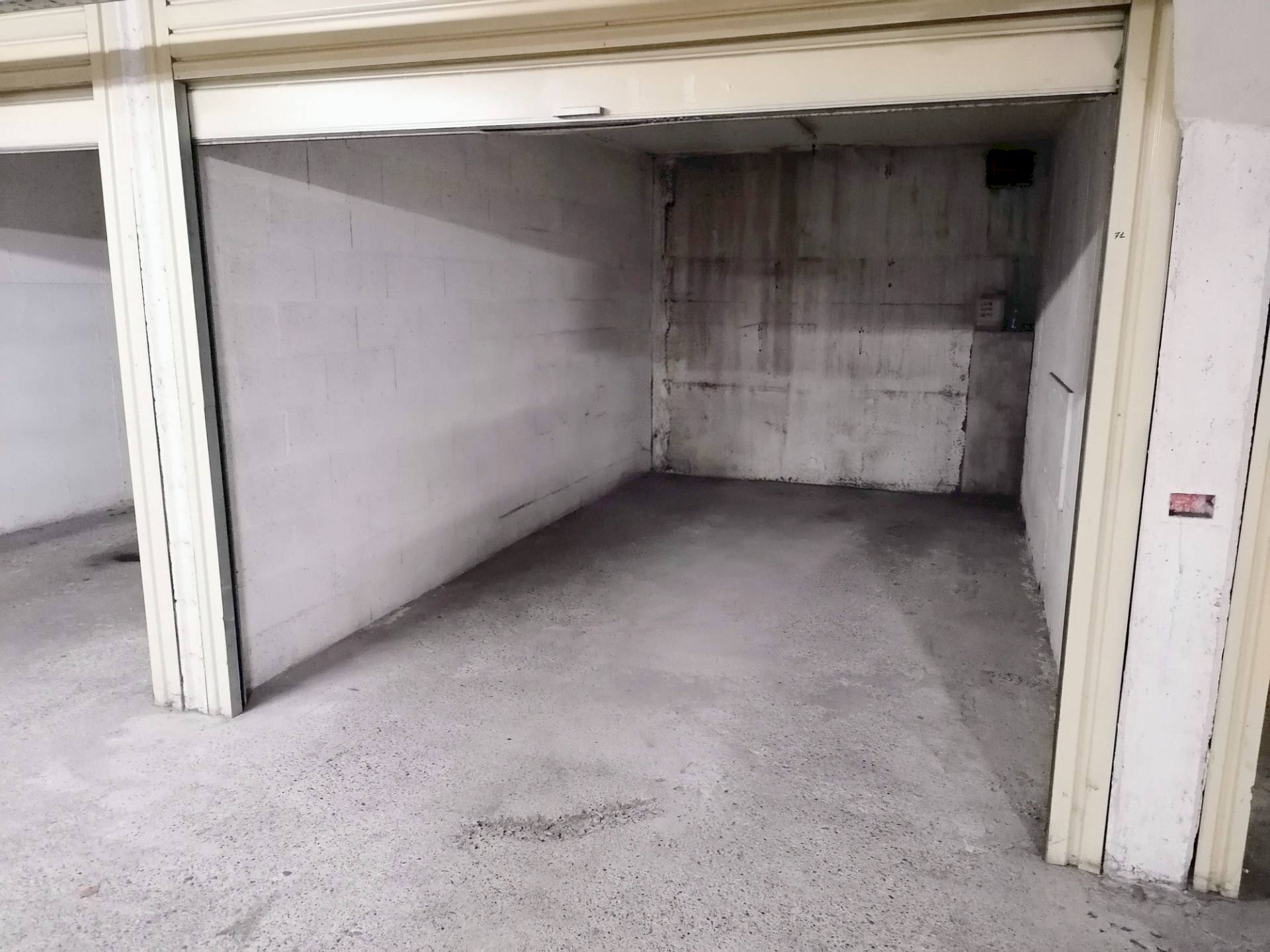 Foto 1 - Box via Fratelli Cairoli, Lecco - foto 1