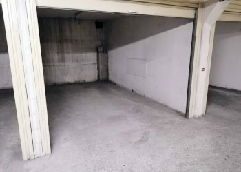 Foto 3 - Box via Fratelli Cairoli, Lecco - foto 3