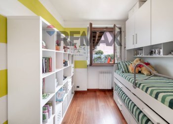 Camera / camera da letto - Trilocale DEL GUADAGNO
 
27/1, Roncello - foto 26