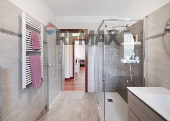 Bagno - Trilocale DEL GUADAGNO
 
27/1, Roncello - foto 30