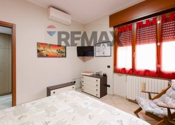 Camera / camera da letto - Trilocale via Edmondo De Amicis
 
18, Concorezzo - foto 9