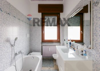 Bagno - Trilocale via Edmondo De Amicis
 
18, Concorezzo - foto 12