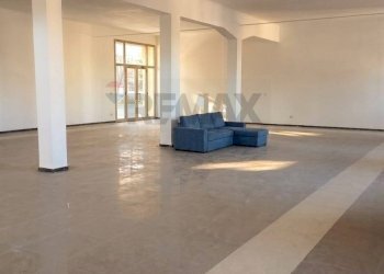 Stanza vuota - Bilocale Viale Valganna
 
30, Varese - foto 2