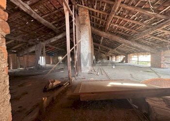 Parcheggio - Casa semi indipendente Besozzo - foto 7