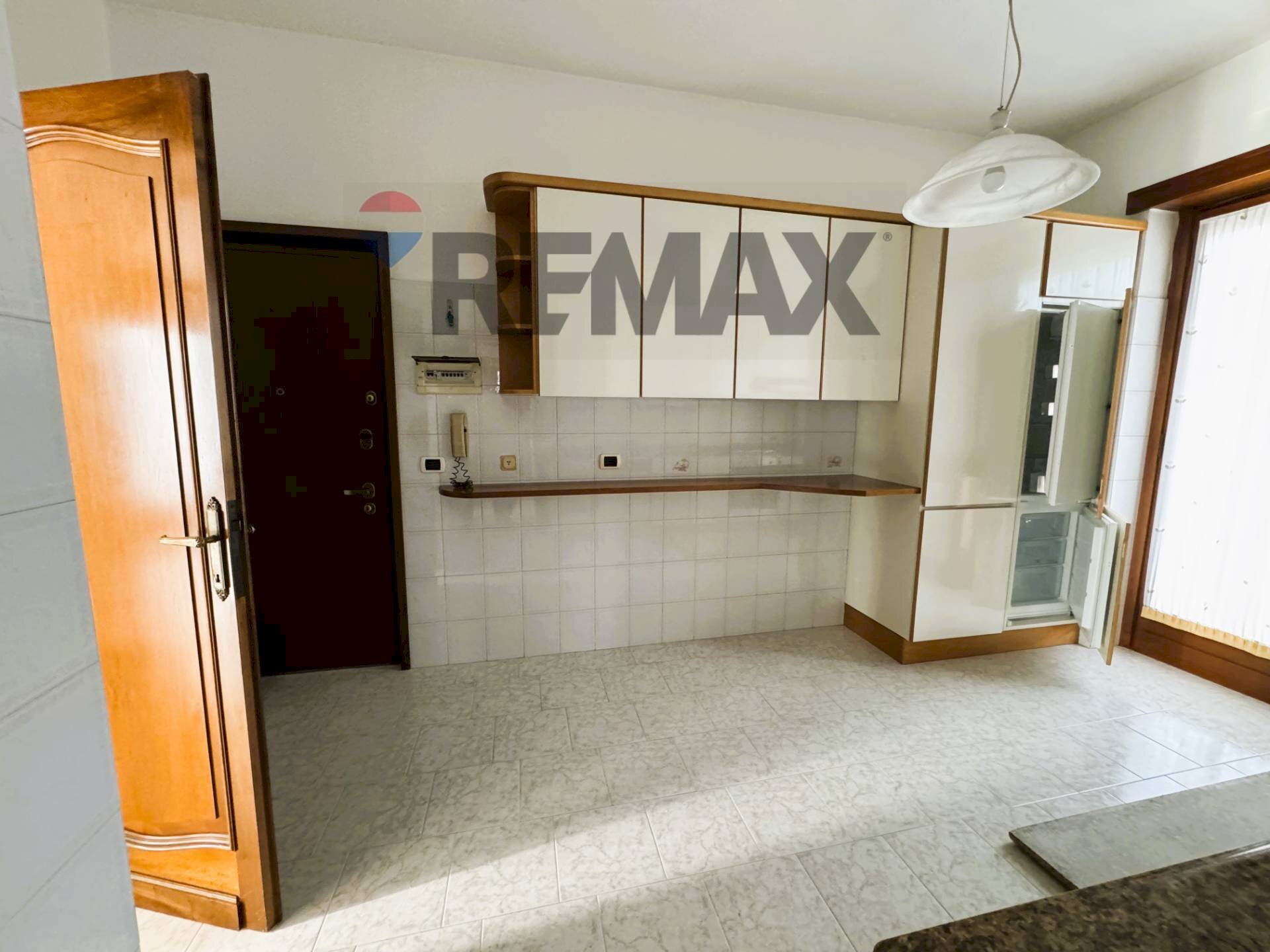 Cucina - Quadrilocale via Monte Rosa
 
2, Arese - foto 2