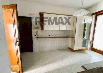 Cucina - Quadrilocale via Monte Rosa
 
2, Arese - foto 2