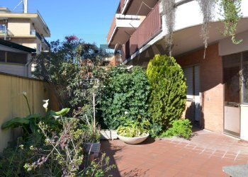 Terrazza - Trilocale Via Nucetto
 
12, Roma - foto 17