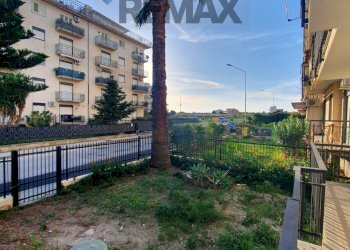 Edificio all\'aperto - Appartamento VIA DELLE CAMELIE
 
2, Melilli - foto 27