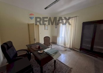 Sala da pranzo - Trilocale Via Sergio Sallicano
 
69, Noto - foto 9