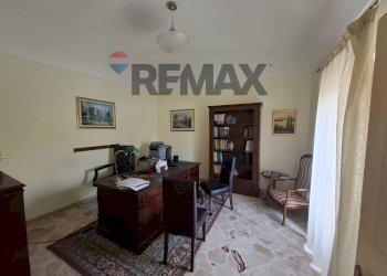 Ufficio - Trilocale Via Sergio Sallicano
 
69, Noto - foto 15