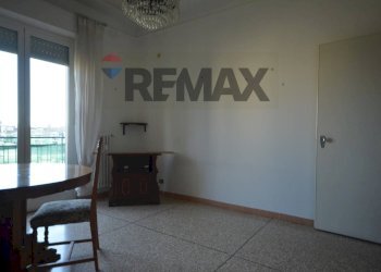 Sala da pranzo - Appartamento piazzale moroni
 
8, Savona - foto 16