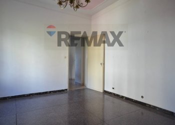 Stanza vuota - Appartamento piazzale moroni
 
8, Savona - foto 26