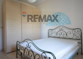 Camera / camera da letto - Appartamento piazzale moroni
 
8, Savona - foto 34