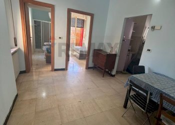 Hall / corridoio - Bilocale via Rocca di Legino
 
21, Savona - foto 8